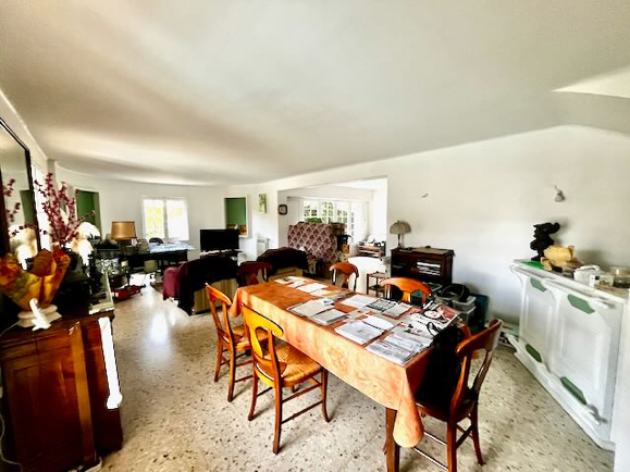 Maison-Villa - SANARY-SUR-MER