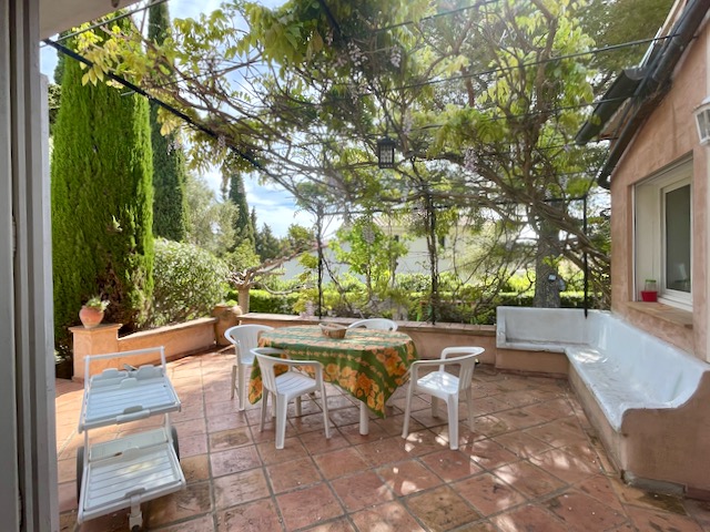 Maison-Villa - SANARY-SUR-MER
