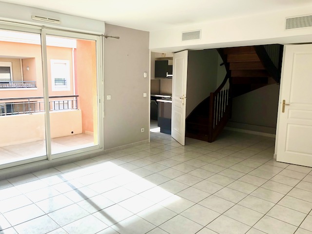 Appartement - SIX-FOURS-LES-PLAGES