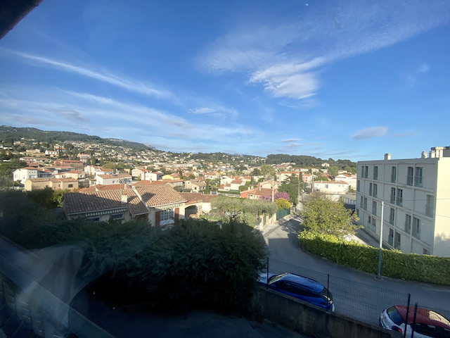 Apartment - OLLIOULES