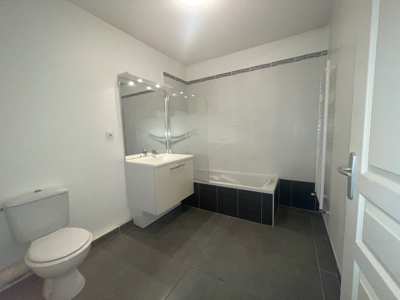 Appartement - OLLIOULES