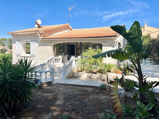 Maison-Villa - SIX-FOURS-LES-PLAGES