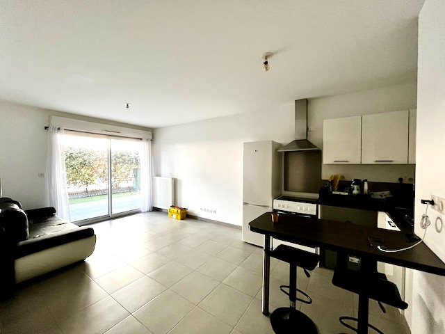 Appartement - SIX-FOURS-LES-PLAGES