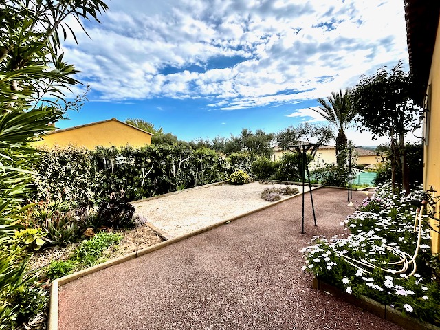 Maison-Villa - SANARY-SUR-MER