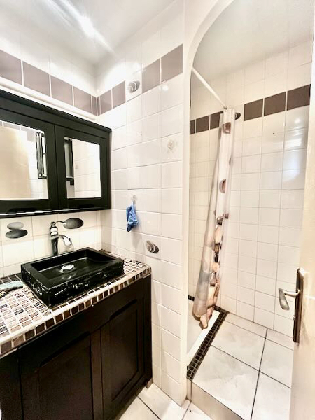 Apartment - SIX-FOURS-LES-PLAGES