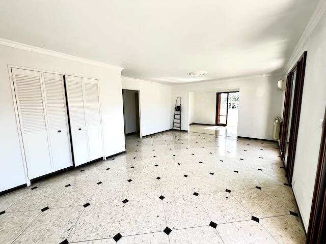 Apartment - SANARY-SUR-MER