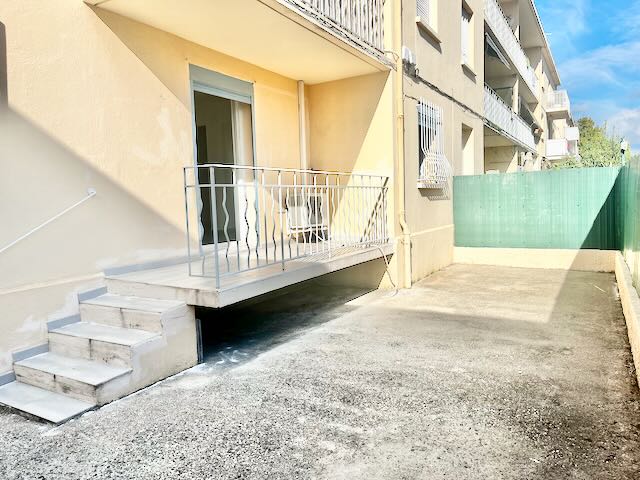 Apartment - SANARY-SUR-MER