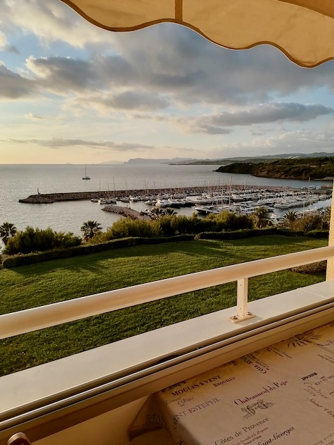 Apartment - SIX-FOURS-LES-PLAGES