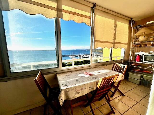 Appartement - SIX-FOURS-LES-PLAGES