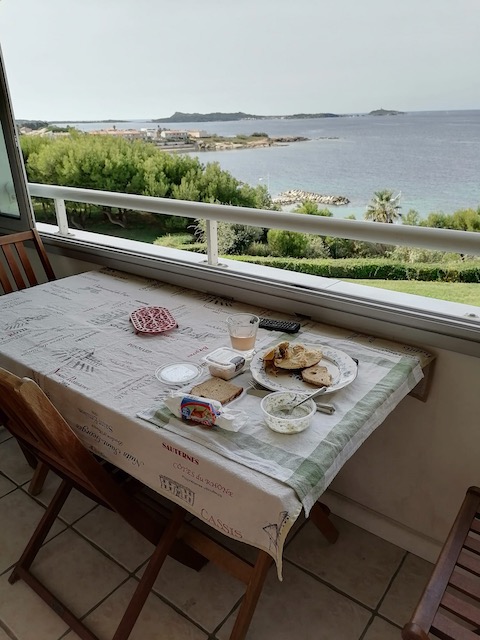 Apartment - SIX-FOURS-LES-PLAGES