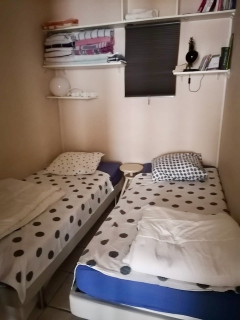 Apartment - SIX-FOURS-LES-PLAGES