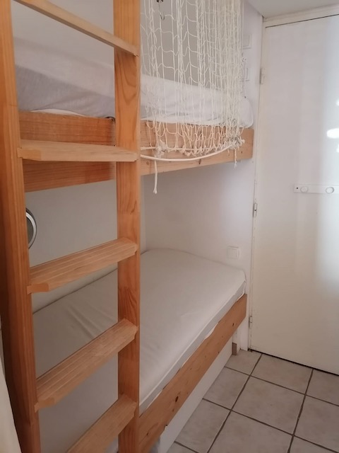 Apartment - SIX-FOURS-LES-PLAGES