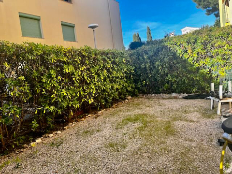 Appartement - SIX-FOURS-LES-PLAGES