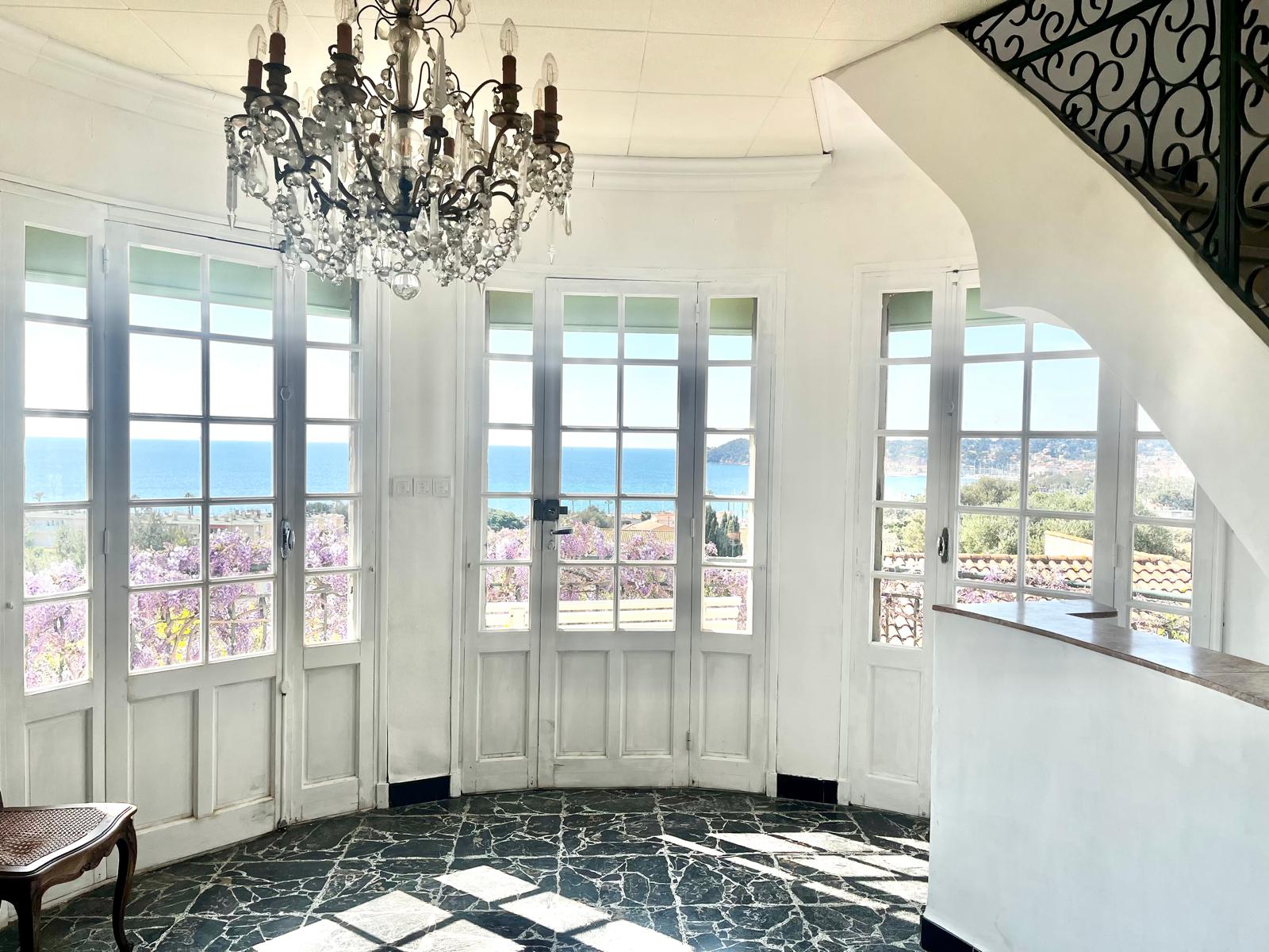 Maison-Villa - SIX-FOURS-LES-PLAGES