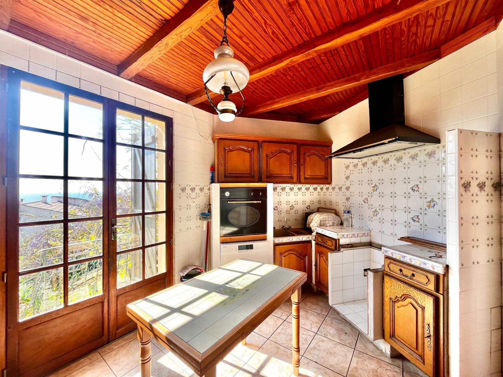 Maison-Villa - SIX-FOURS-LES-PLAGES