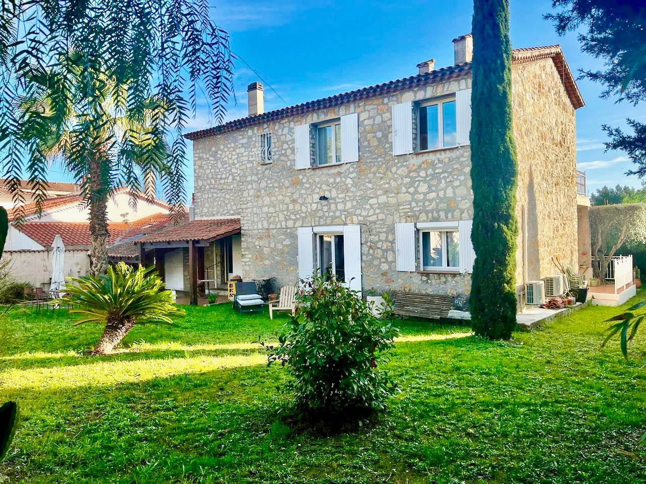 House - SANARY-SUR-MER