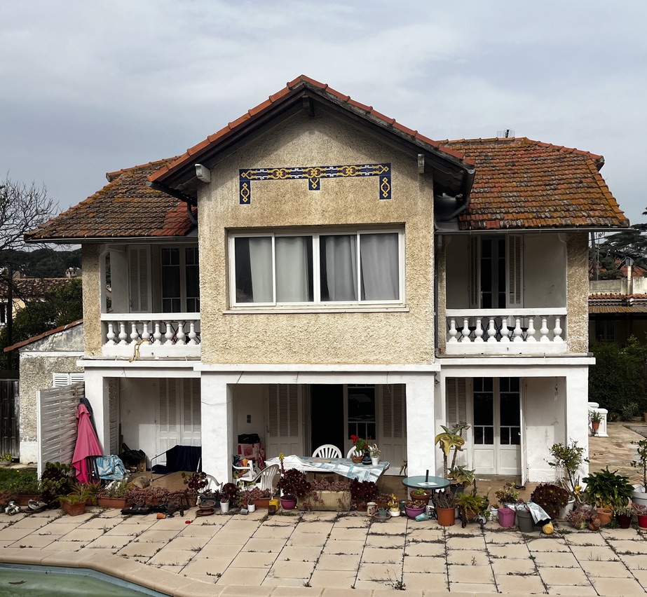 Maison-Villa - SANARY-SUR-MER
