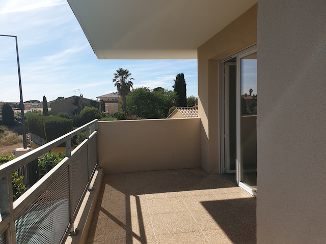 Apartment - SIX-FOURS-LES-PLAGES