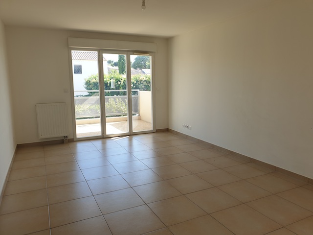 Apartment - SIX-FOURS-LES-PLAGES