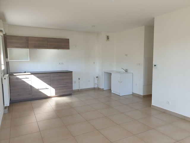 Apartment - SIX-FOURS-LES-PLAGES