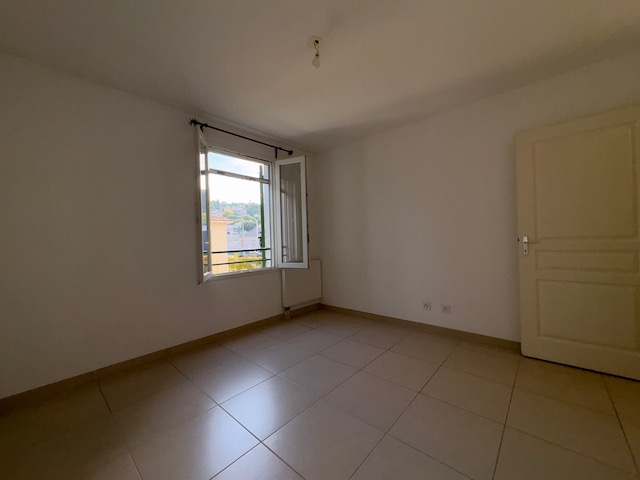Apartment - OLLIOULES
