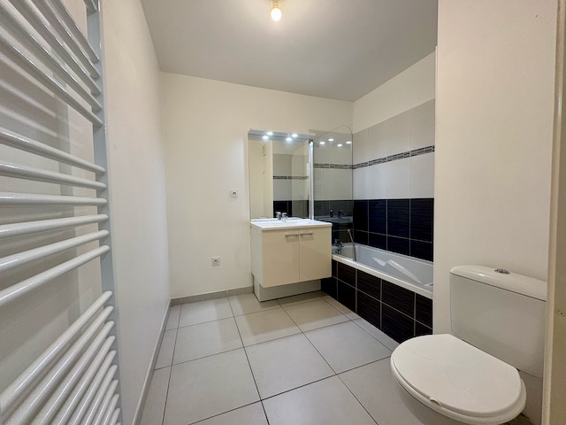 Apartment - OLLIOULES