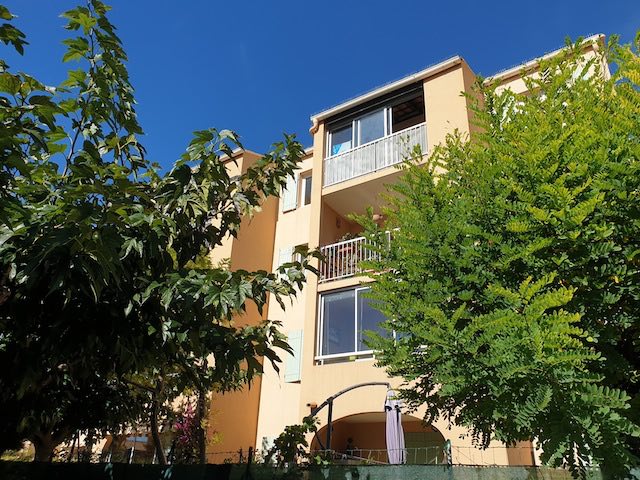 Location Appartement SANARY-SUR-MER