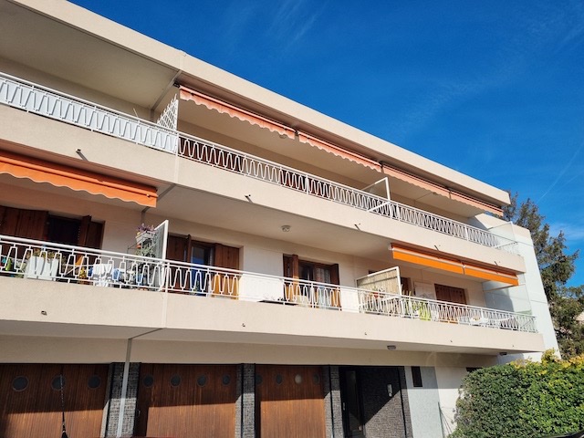 Apartment - SANARY-SUR-MER
