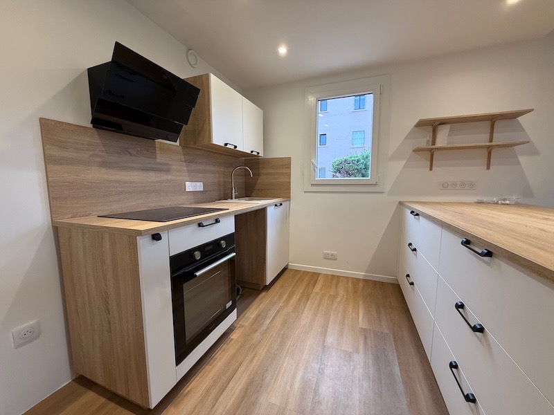 Appartement - SIX-FOURS-LES-PLAGES