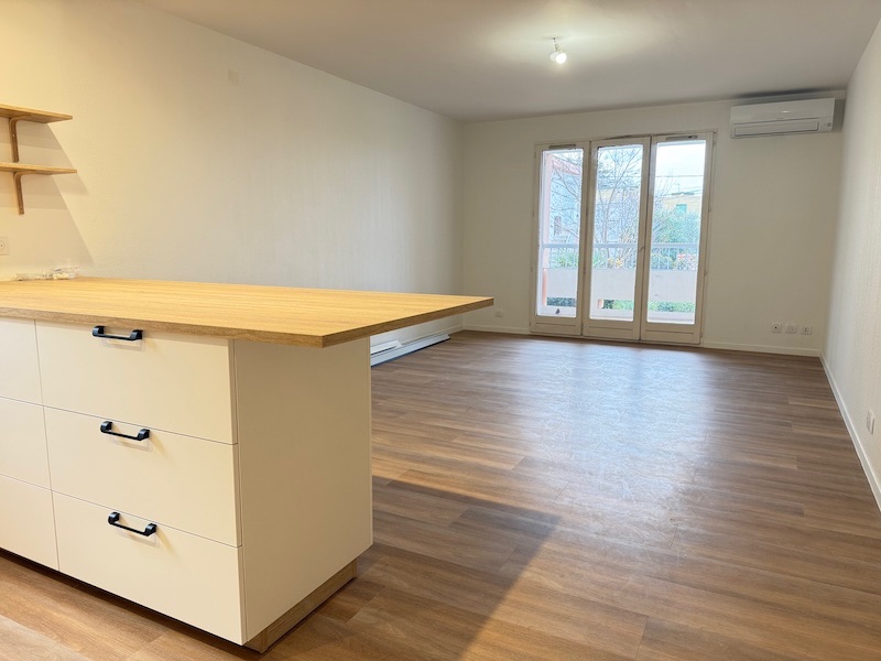 Appartement - SIX-FOURS-LES-PLAGES