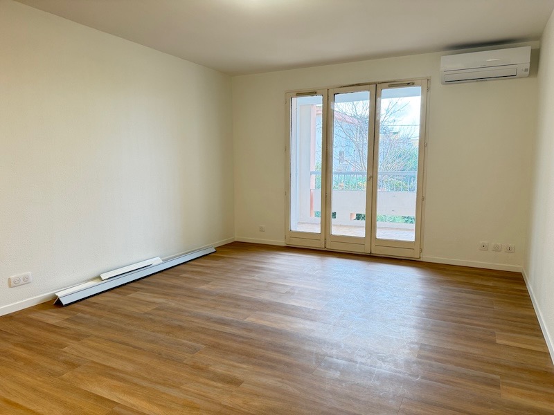 Appartement - SIX-FOURS-LES-PLAGES