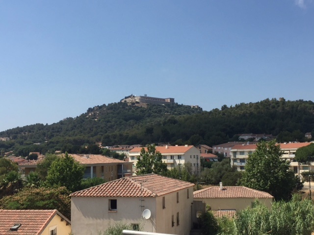 Appartement - SIX-FOURS-LES-PLAGES