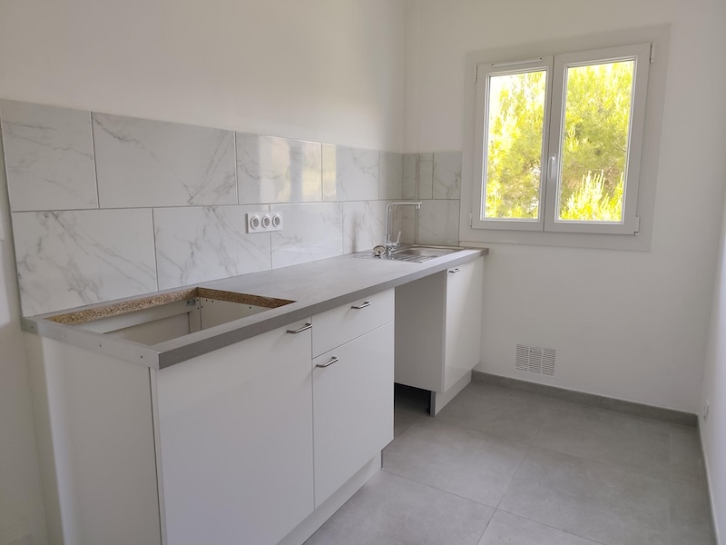 Apartment - SIX-FOURS-LES-PLAGES