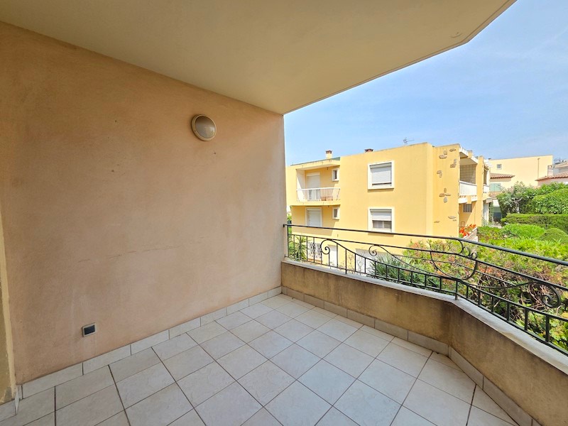 Apartment - SANARY-SUR-MER