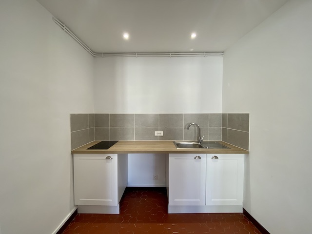 For rent Apartment TOULON