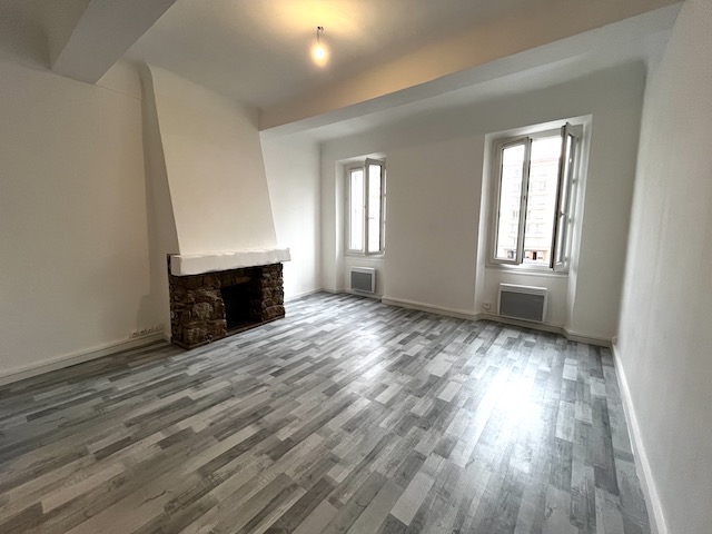 Appartement - TOULON
