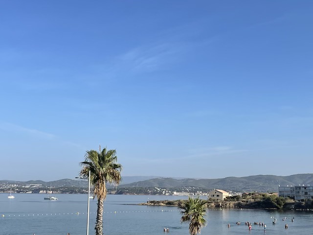 Appartement - SIX-FOURS-LES-PLAGES