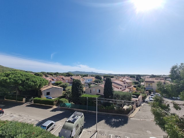 Location Appartement SIX-FOURS-LES-PLAGES