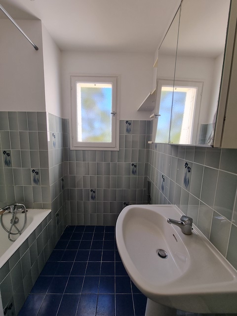 Apartment - SIX-FOURS-LES-PLAGES