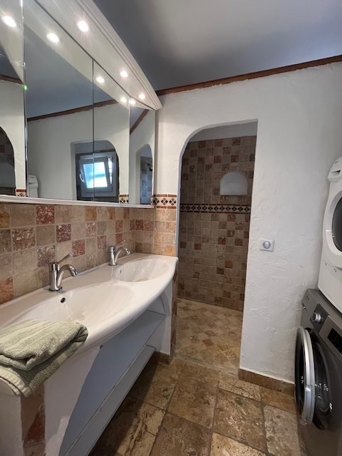 Apartment - SIX-FOURS-LES-PLAGES