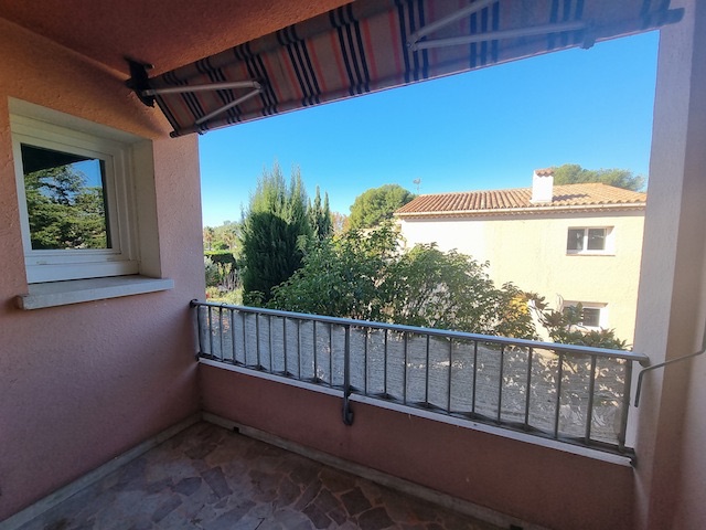Apartment - SIX-FOURS-LES-PLAGES