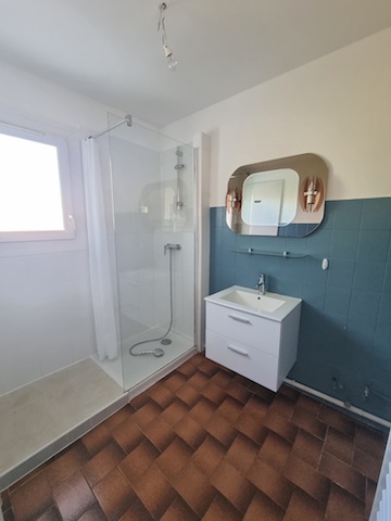 Apartment - SIX-FOURS-LES-PLAGES