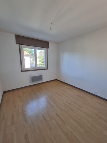 Apartment - SIX-FOURS-LES-PLAGES