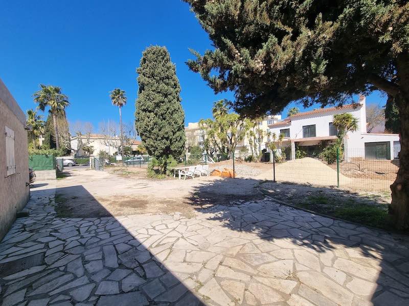 Garage - SANARY-SUR-MER