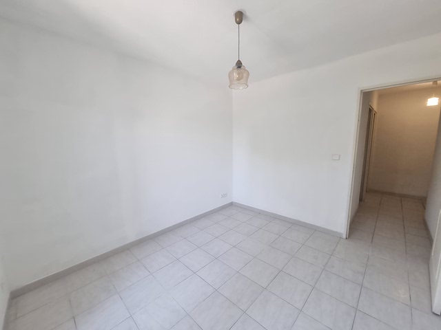 Apartment - SIX-FOURS-LES-PLAGES
