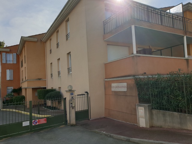 Appartement - SIX-FOURS-LES-PLAGES