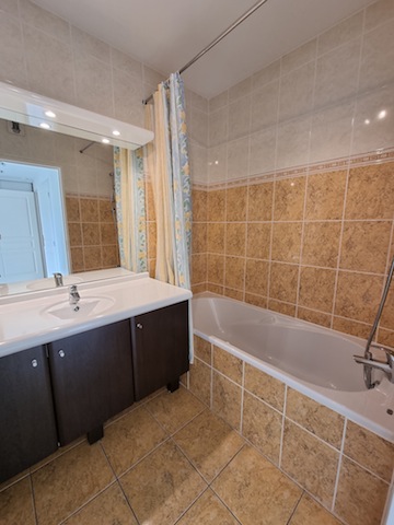 Appartement - SIX-FOURS-LES-PLAGES