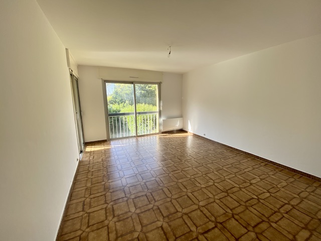 Appartement - SIX-FOURS-LES-PLAGES
