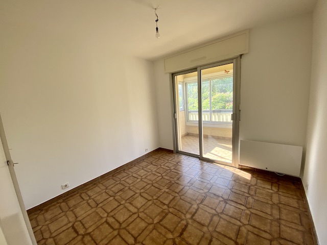Appartement - SIX-FOURS-LES-PLAGES