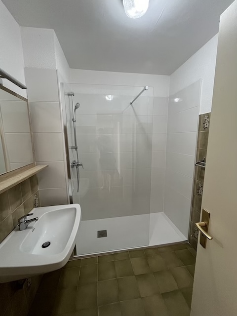 Apartment - SIX-FOURS-LES-PLAGES